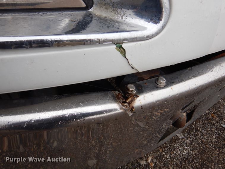 image for item IM9552 2007 Freightliner Columbia 120  semi truck