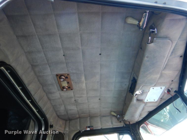 image for item IR9247 1987 Peterbilt 359 Classic  semi truck