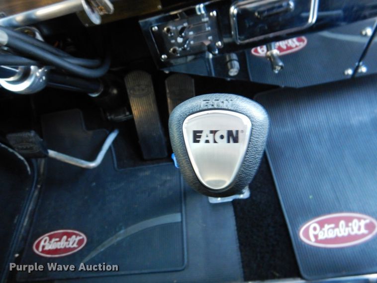 image for item IR9247 1987 Peterbilt 359 Classic  semi truck