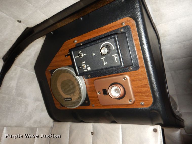 image for item IR9247 1987 Peterbilt 359 Classic  semi truck