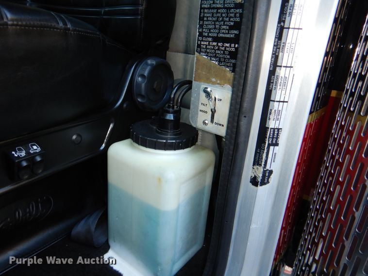 image for item IR9247 1987 Peterbilt 359 Classic  semi truck