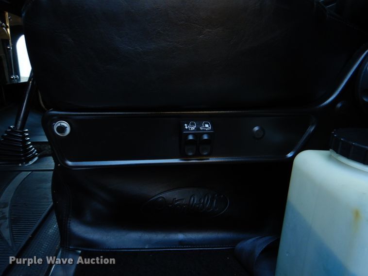 image for item IR9247 1987 Peterbilt 359 Classic  semi truck