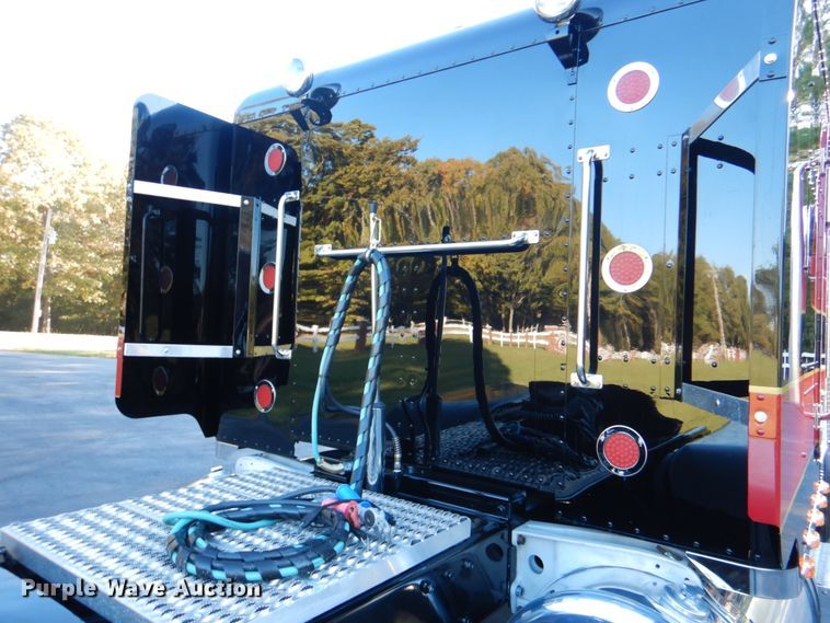 image for item IR9247 1987 Peterbilt 359 Classic  semi truck