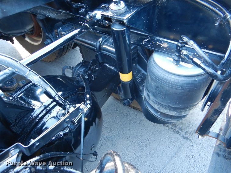 image for item IR9247 1987 Peterbilt 359 Classic  semi truck