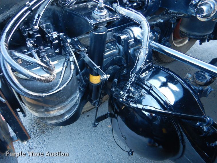 image for item IR9247 1987 Peterbilt 359 Classic  semi truck