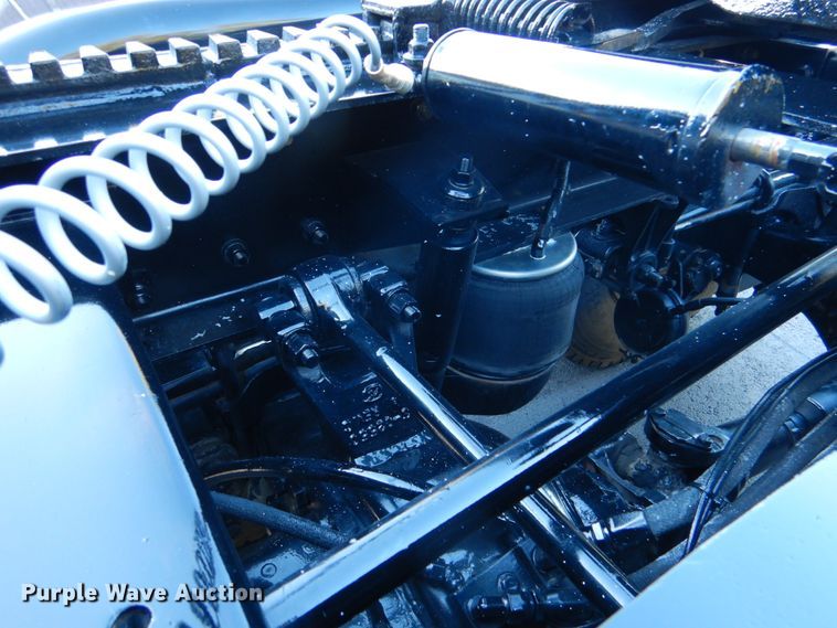 image for item IR9247 1987 Peterbilt 359 Classic  semi truck