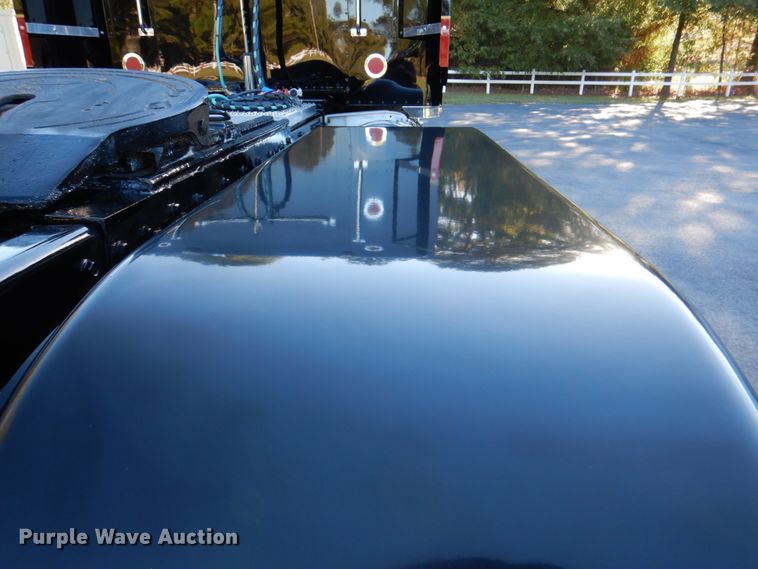 image for item IR9247 1987 Peterbilt 359 Classic  semi truck