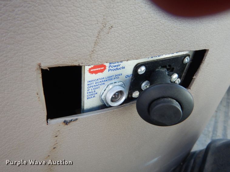 image for item IV9522 2012 Freightliner Cascadia  semi truck