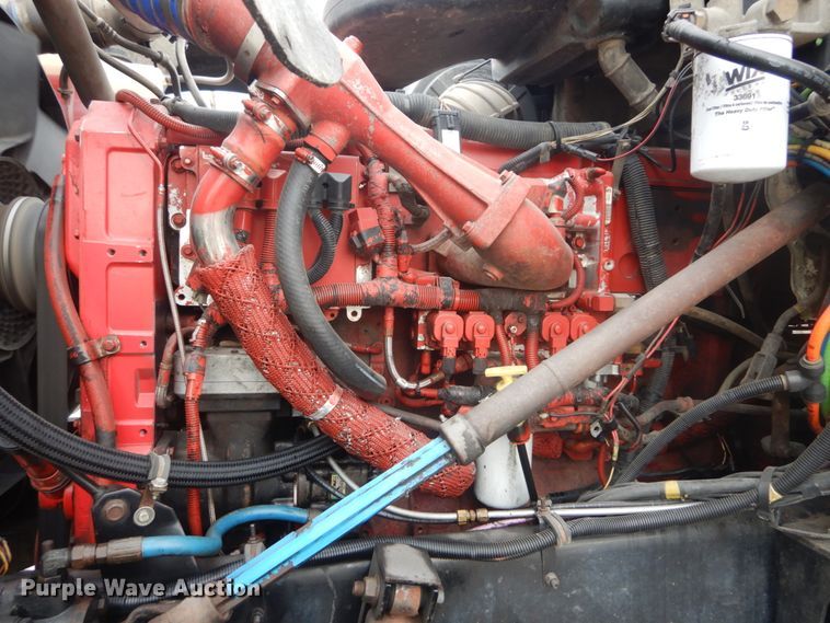 image for item IV9537 2007 International 9900i  truck cab and chassis