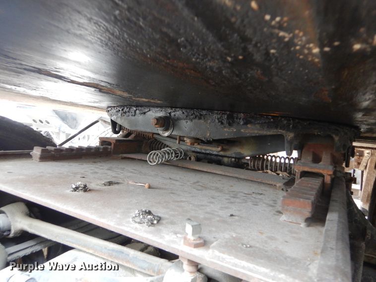 image for item IV9582 1988 International COF-9670  semi truck