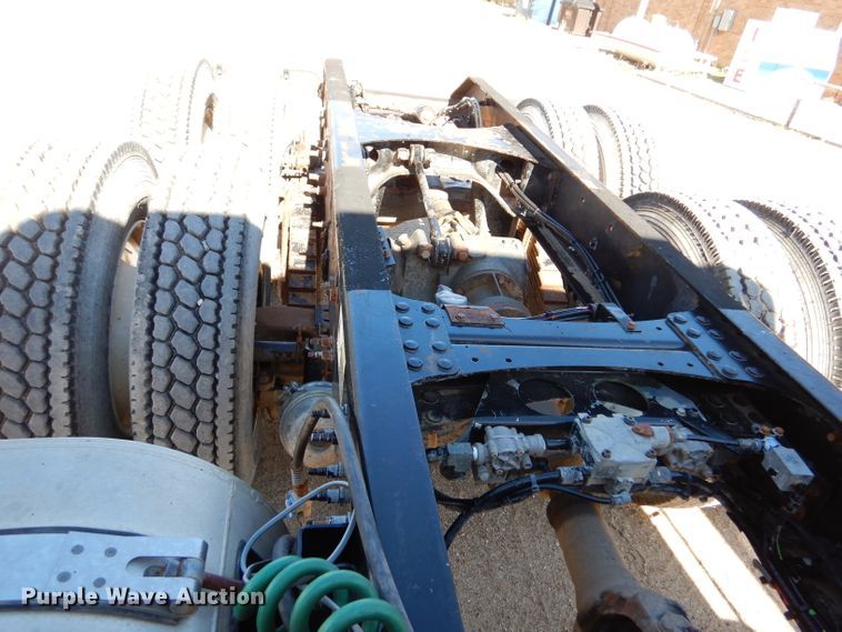 image for item IV9824 2013 Mack GU713  truck cab and chassis