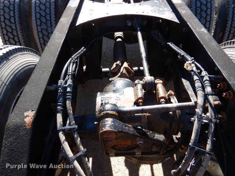 image for item IV9824 2013 Mack GU713  truck cab and chassis