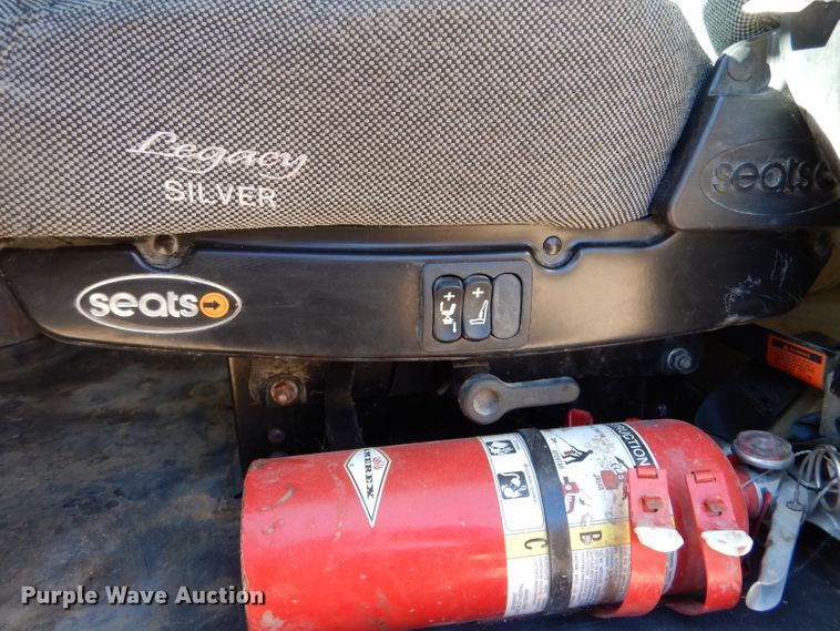 image for item IV9824 2013 Mack GU713  truck cab and chassis