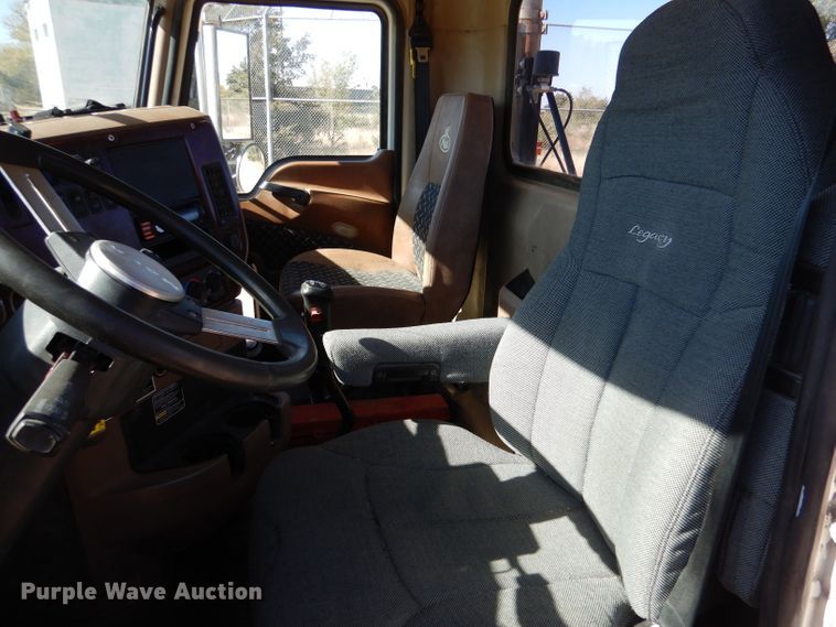 image for item IV9824 2013 Mack GU713  truck cab and chassis