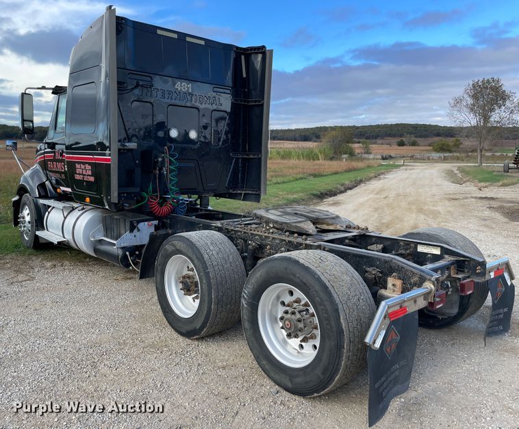 image for item IX9515 2012 International ProStar  semi truck