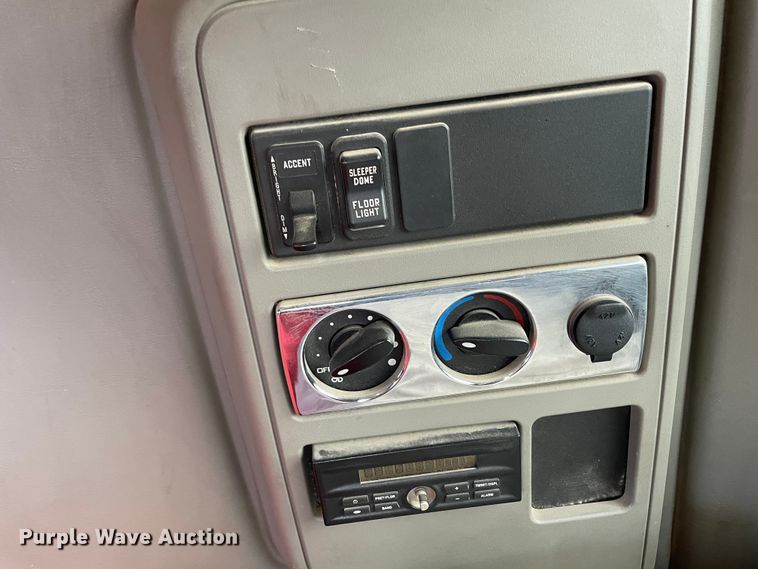 image for item IX9515 2012 International ProStar  semi truck