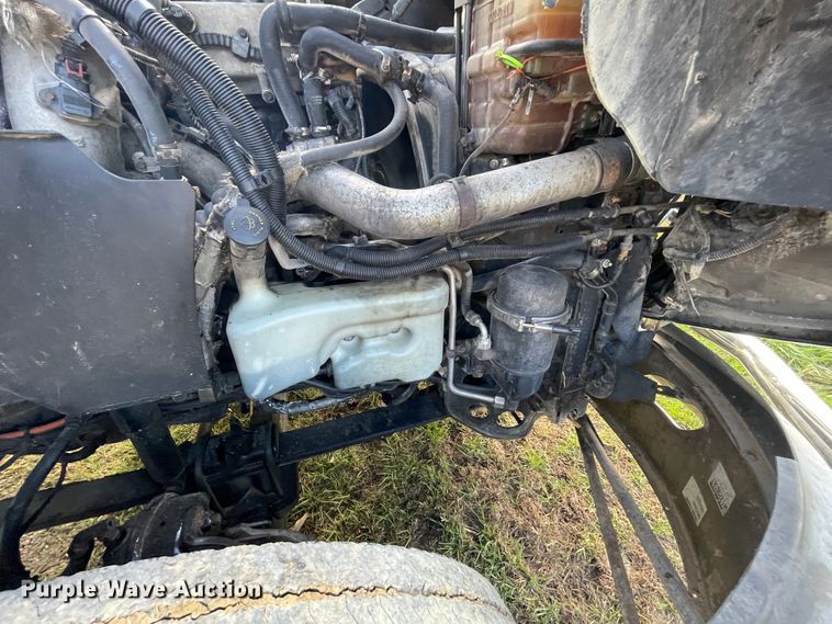 image for item IX9515 2012 International ProStar  semi truck