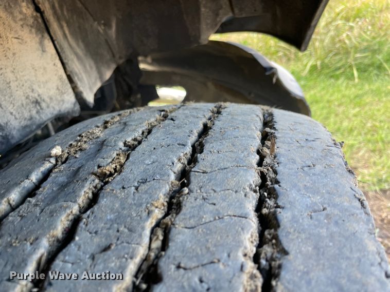 image for item IX9515 2012 International ProStar  semi truck