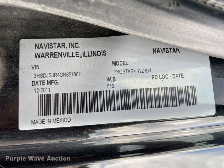 image for item IX9515 2012 International ProStar  semi truck