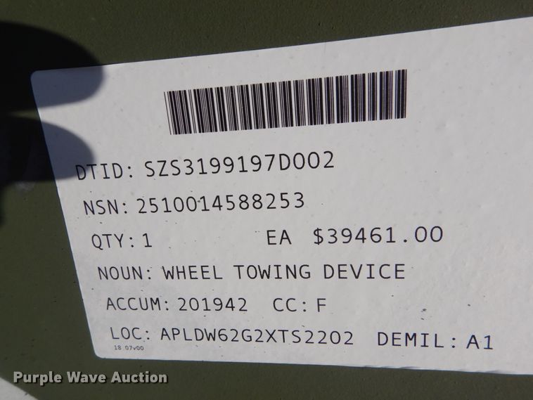 image for item JG9002 2007 Tru Hitch 250M  under lift towing device