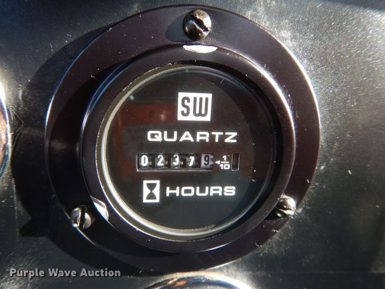 image for item JG9003 1985 GMC Brigadier  toter truck