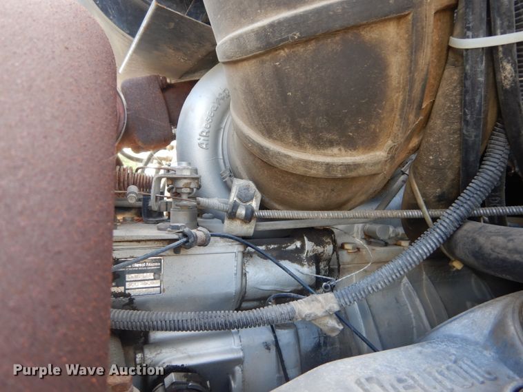 image for item JG9003 1985 GMC Brigadier  toter truck