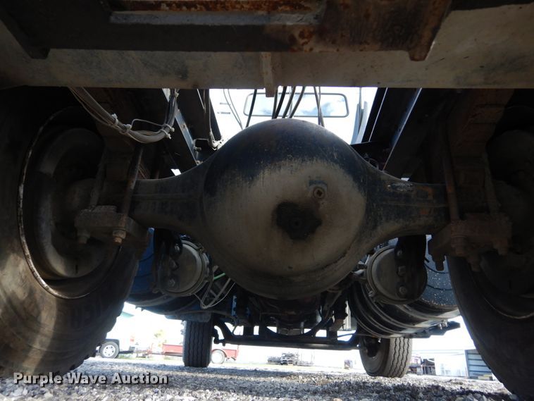 image for item JG9003 1985 GMC Brigadier  toter truck