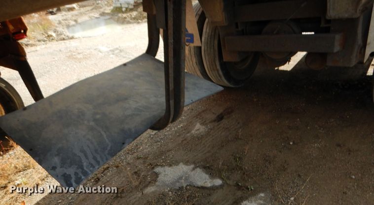 image for item JI9343 1994 Alumatech  end dump trailer