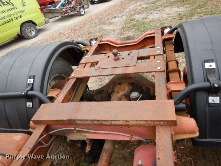 image for item JI9350 1966 International CO-1600-A  truck cab and chassis