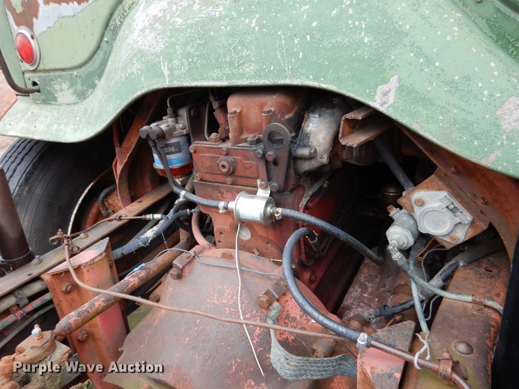 image for item JI9350 1966 International CO-1600-A  truck cab and chassis