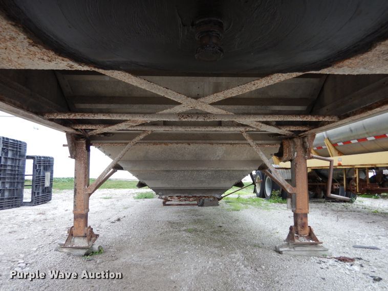 image for item JI9409 1995 Jet  grain trailer