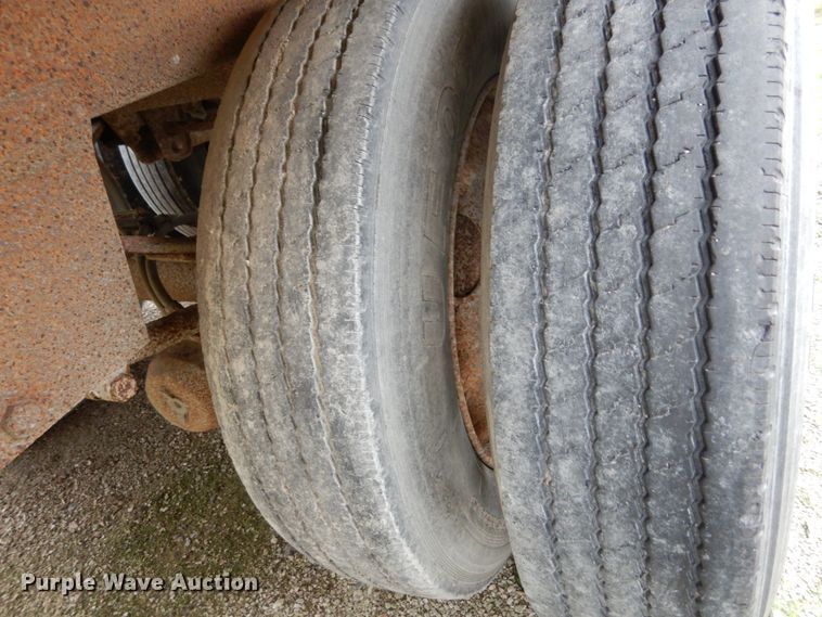 image for item JI9409 1995 Jet  grain trailer