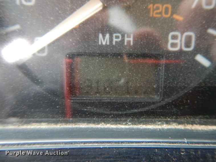 image for item JS9538 1999 Volvo WG  roll-off container truck