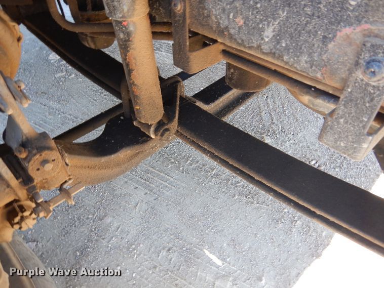 image for item KO9165 2000 Volvo VNL  semi truck