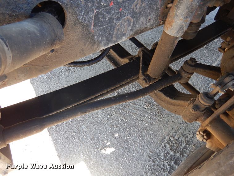 image for item KO9165 2000 Volvo VNL  semi truck