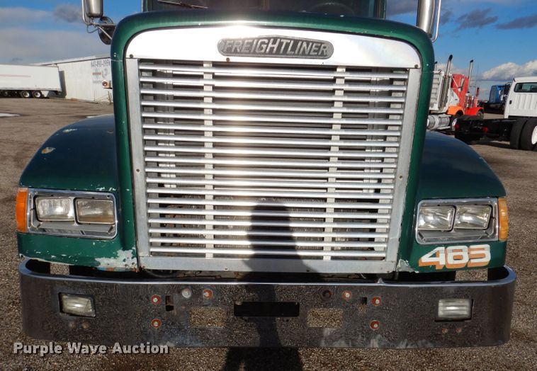 image for item KY9559 1996 Freightliner FLD120  semi truck