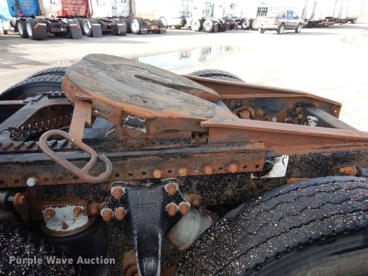 image for item KY9559 1996 Freightliner FLD120  semi truck