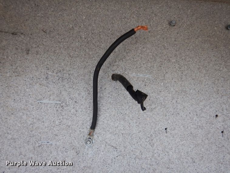 image for item KY9661 2006 Ford F750  fuel / lube truck