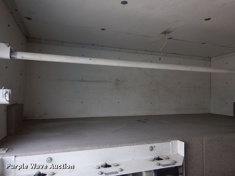 image for item KY9661 2006 Ford F750  fuel / lube truck