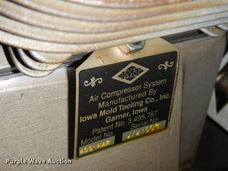 image for item KY9661 2006 Ford F750  fuel / lube truck