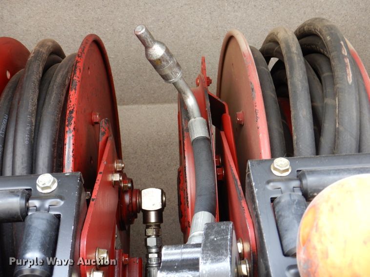 image for item KY9661 2006 Ford F750  fuel / lube truck