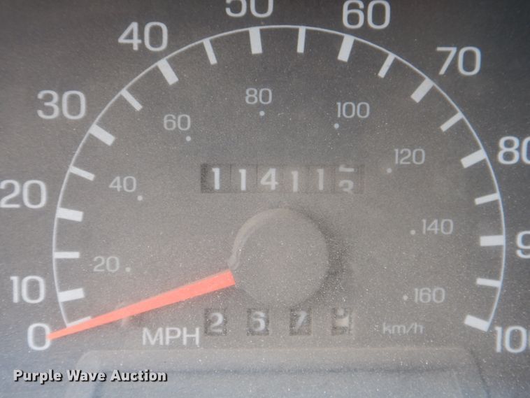 image for item KY9661 2006 Ford F750  fuel / lube truck