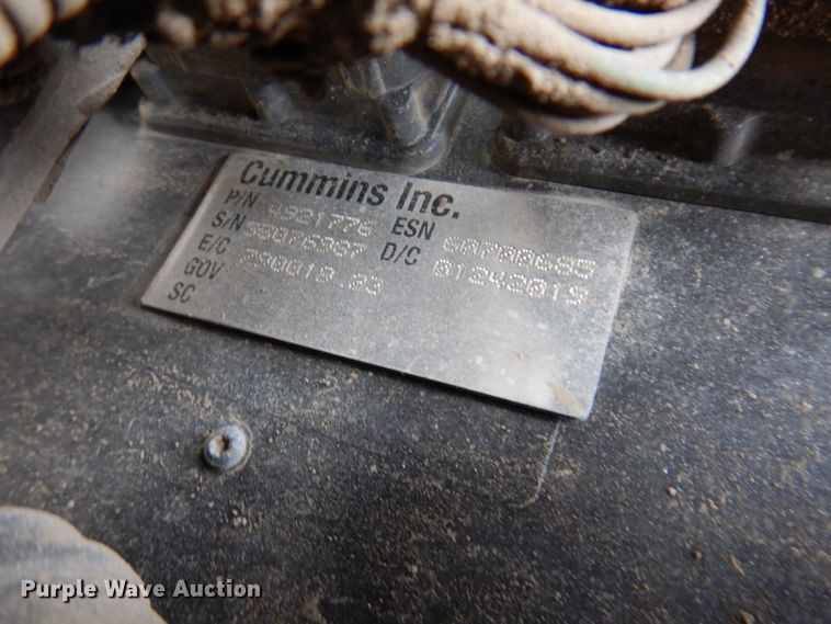 image for item KY9661 2006 Ford F750  fuel / lube truck