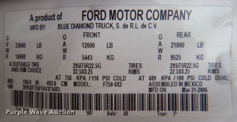 image for item KY9661 2006 Ford F750  fuel / lube truck