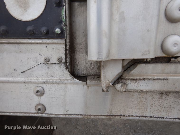 image for item KY9662 2005 Kenworth T800  box truck