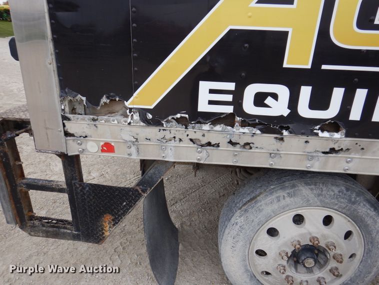 image for item KY9662 2005 Kenworth T800  box truck