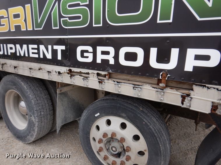 image for item KY9662 2005 Kenworth T800  box truck