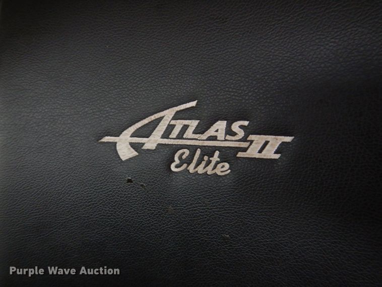 image for item KY9662 2005 Kenworth T800  box truck