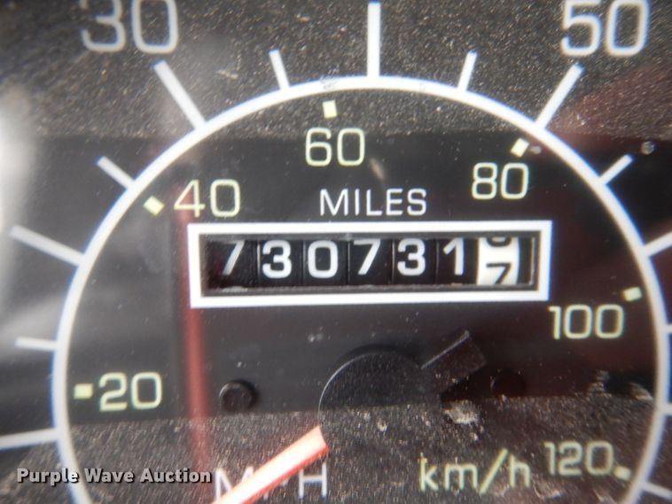 image for item KY9662 2005 Kenworth T800  box truck