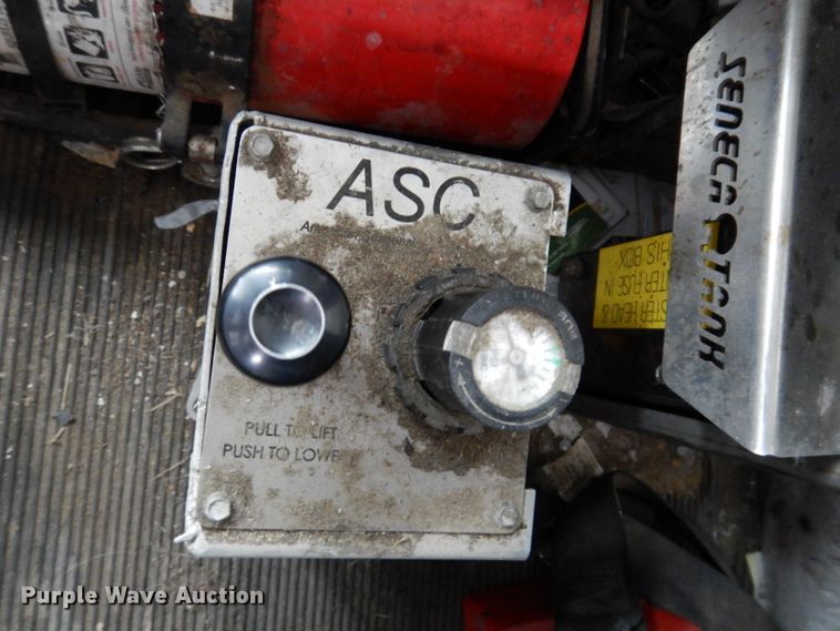 image for item KY9662 2005 Kenworth T800  box truck